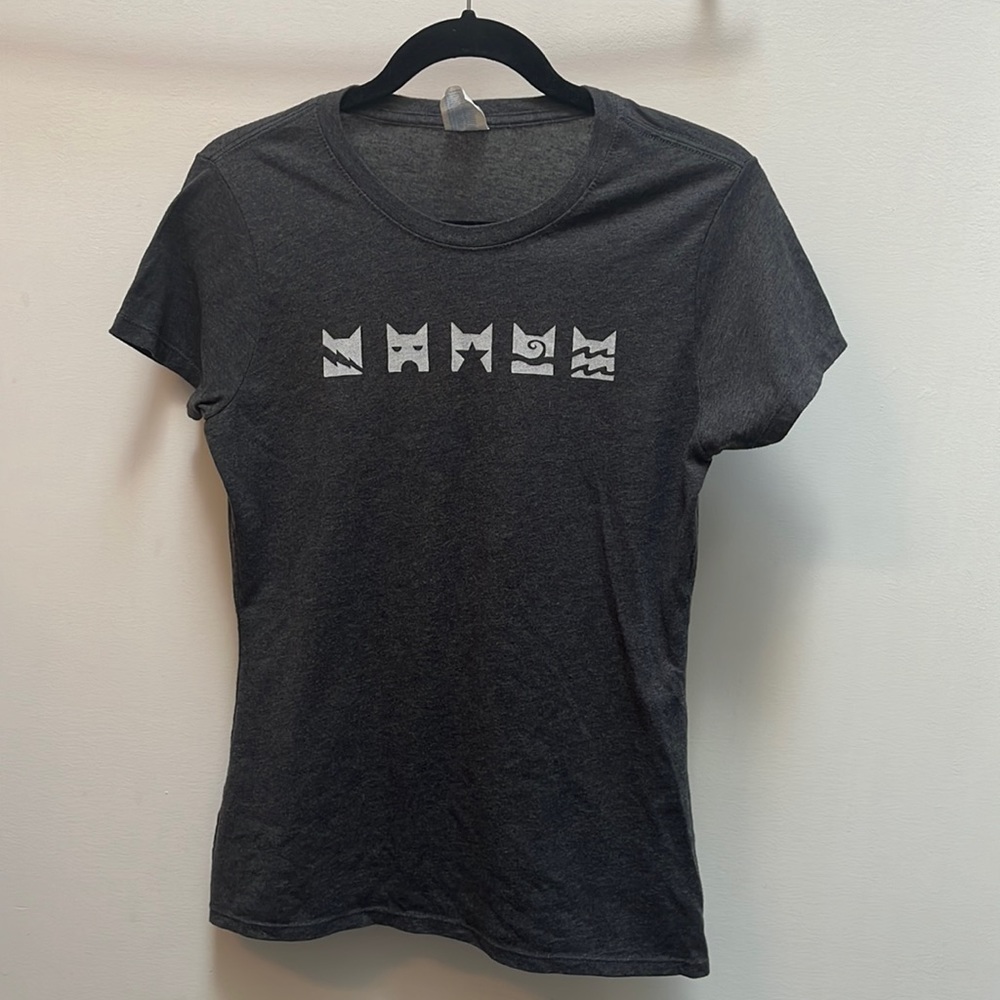 Warrior Cats T-shirt women’s S